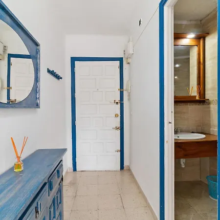Holiday home With A Garden And Balcony For Weekend Getaway Torremolinos