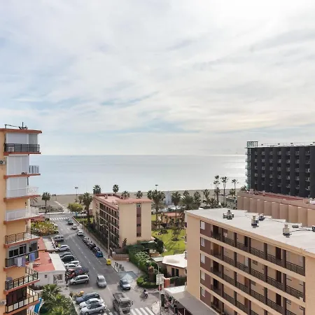 With A Garden And Balcony For Weekend Getaway Vakantiehuis