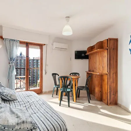 With A Garden And Balcony For Weekend Getaway * Torremolinos